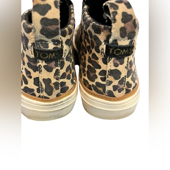 Toms Bryce Leopard Slip On Chelsea Boot Sneakers Shoes 10016760 Womens size 7 - Picture 3 of 6